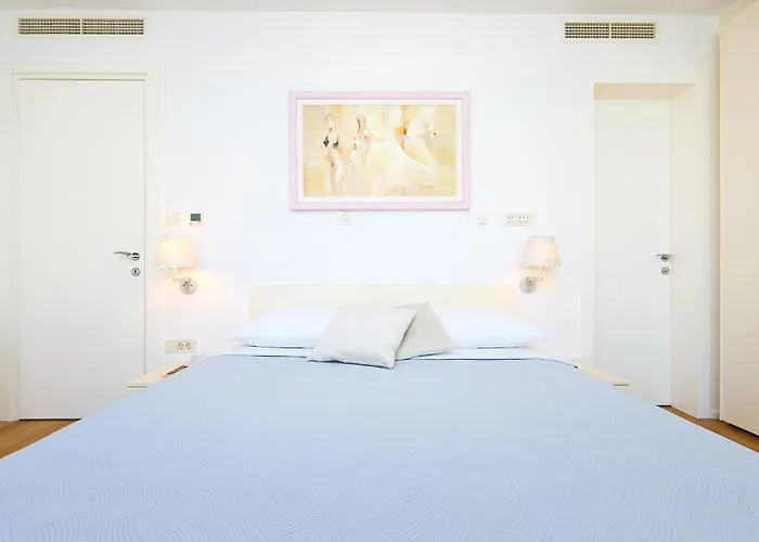 Hedera Estate Hedera A58 *