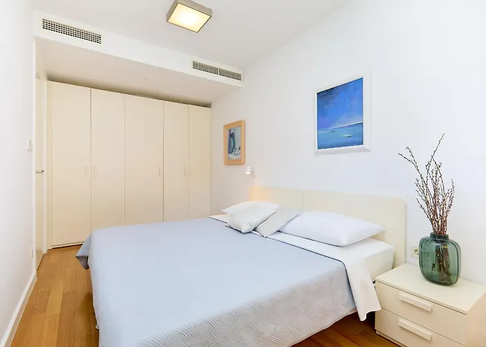 Hedera Estate Hedera A58 *