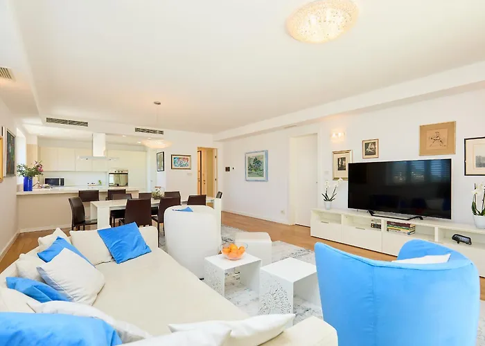 Hedera Estate Hedera A58